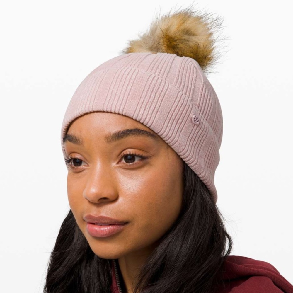 Lululemon Pom Perfection Beanie
Porcelain Pink